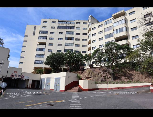 3 BEDROOM FLAT FOR SALE IN PARADISE VALLEY